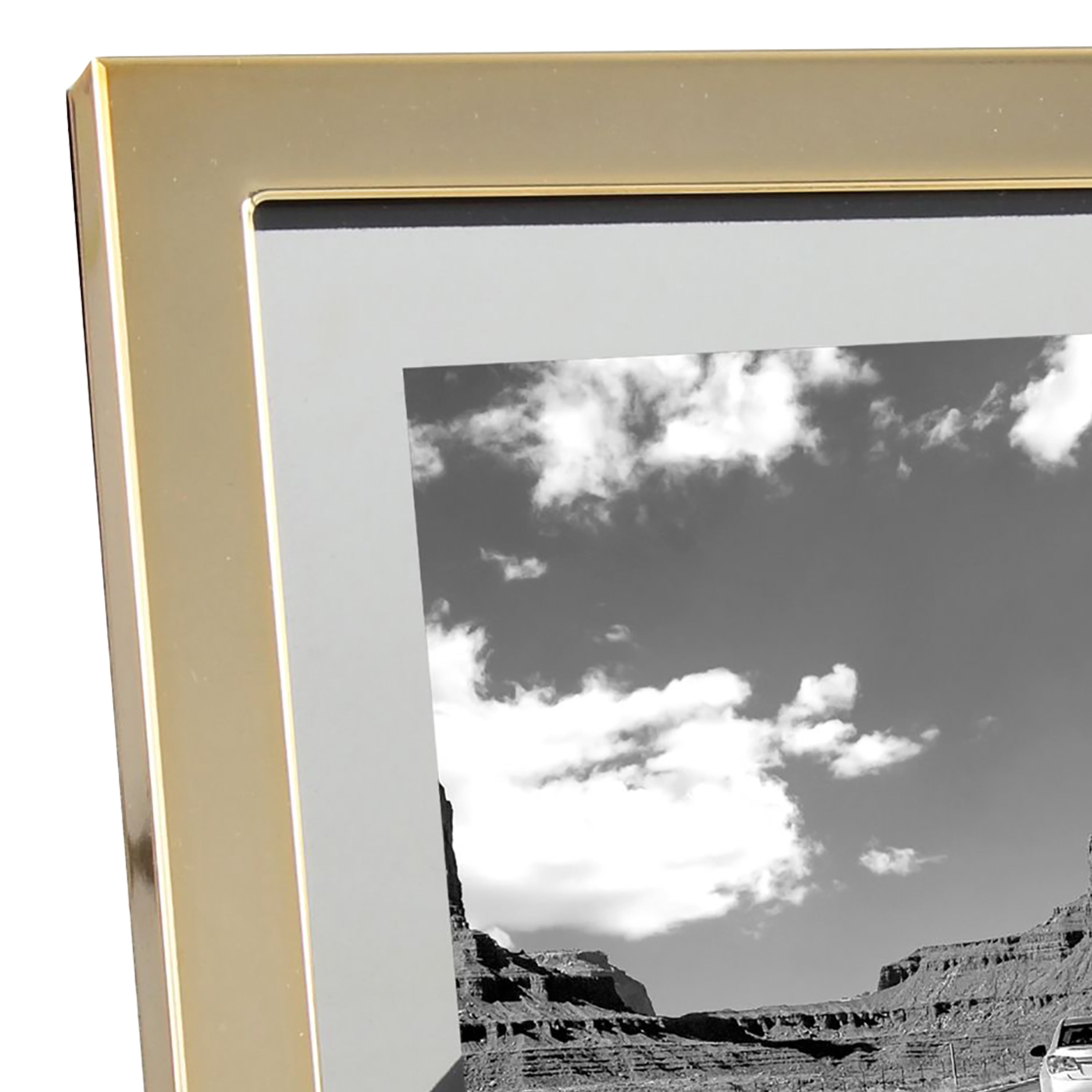 Better Homes & Gardens 4" x 6" Rectangle Metal Tabletop Floating Picture Frame, Gold