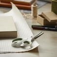 thumbnail image 2 of Tijeras Fiskars Everyday Titanium 20 cm SoftGrip, paquete de 2, 2 of 7