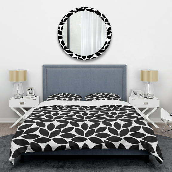 Designart 'Monochrome Geometric Pattern XII' Mid-Century Modern Duvet Cover Set