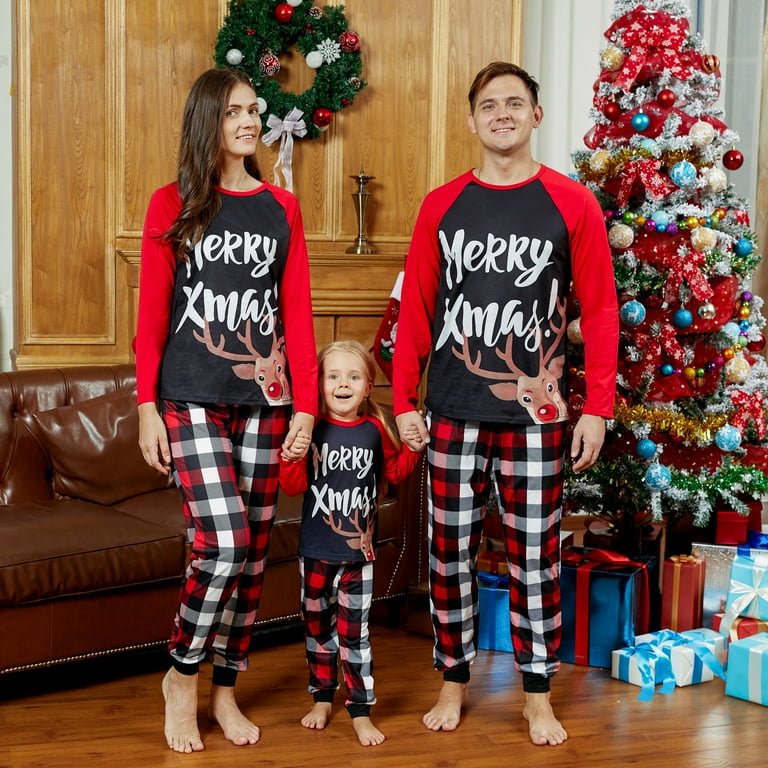 Rad/Black Mommy and Mosaic Family Matching Reindeer Merry Christmas Pajamas,2-piece,Unisex - Walmart.com