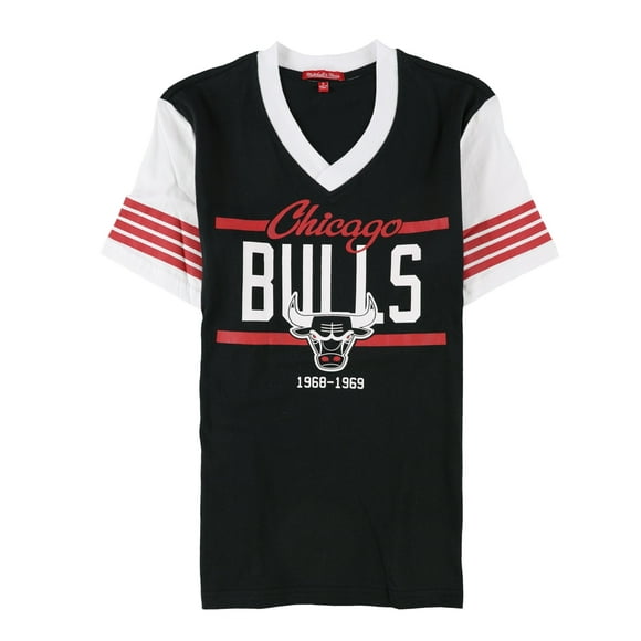 Mitchell & Ness Womens Chicago Bulls Graphic T-Shirt, Black, Small