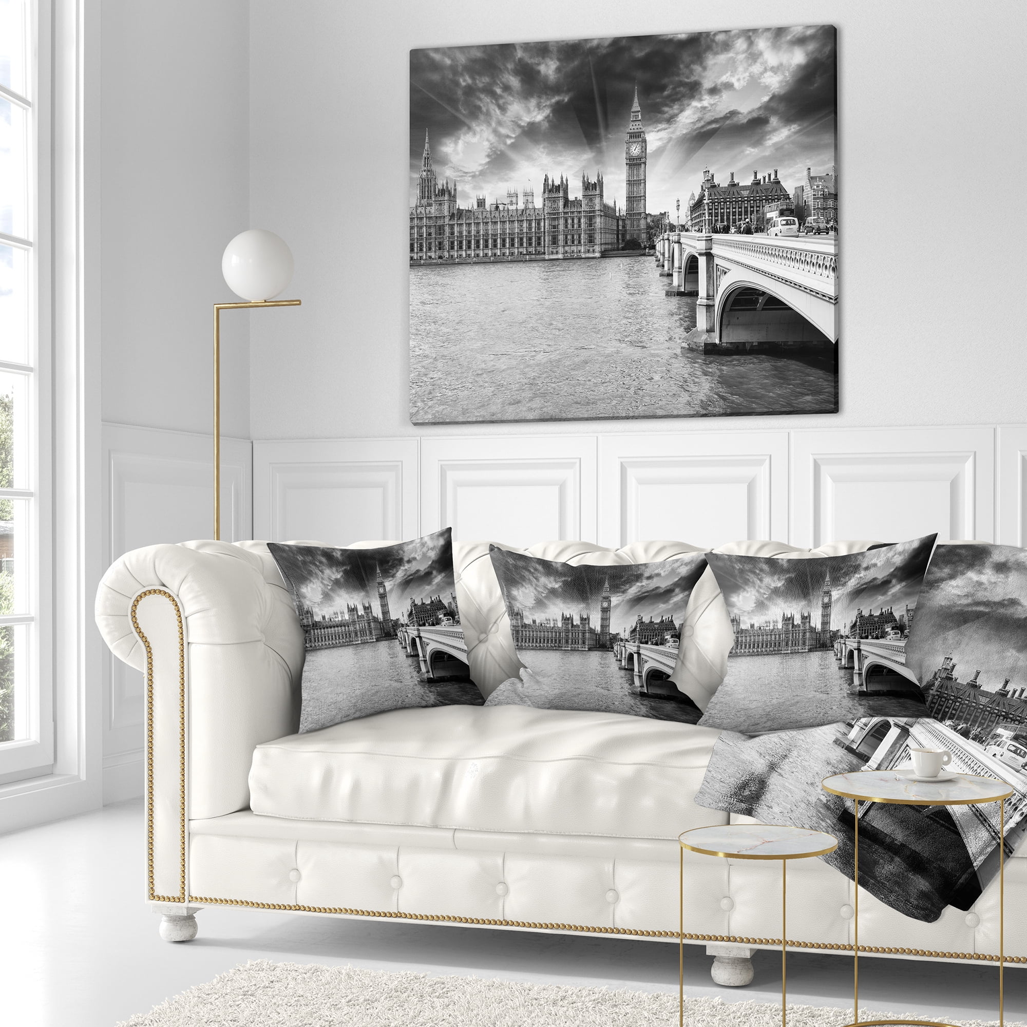 Designart Westminster Palace in Gray Shade - Photography Throw Pillow - 16x16