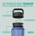 thumbnail image 2 of Botella de agua Yeti Yonder 750 ml con tapa Yonder Chug, color azul marino, 2 of 8
