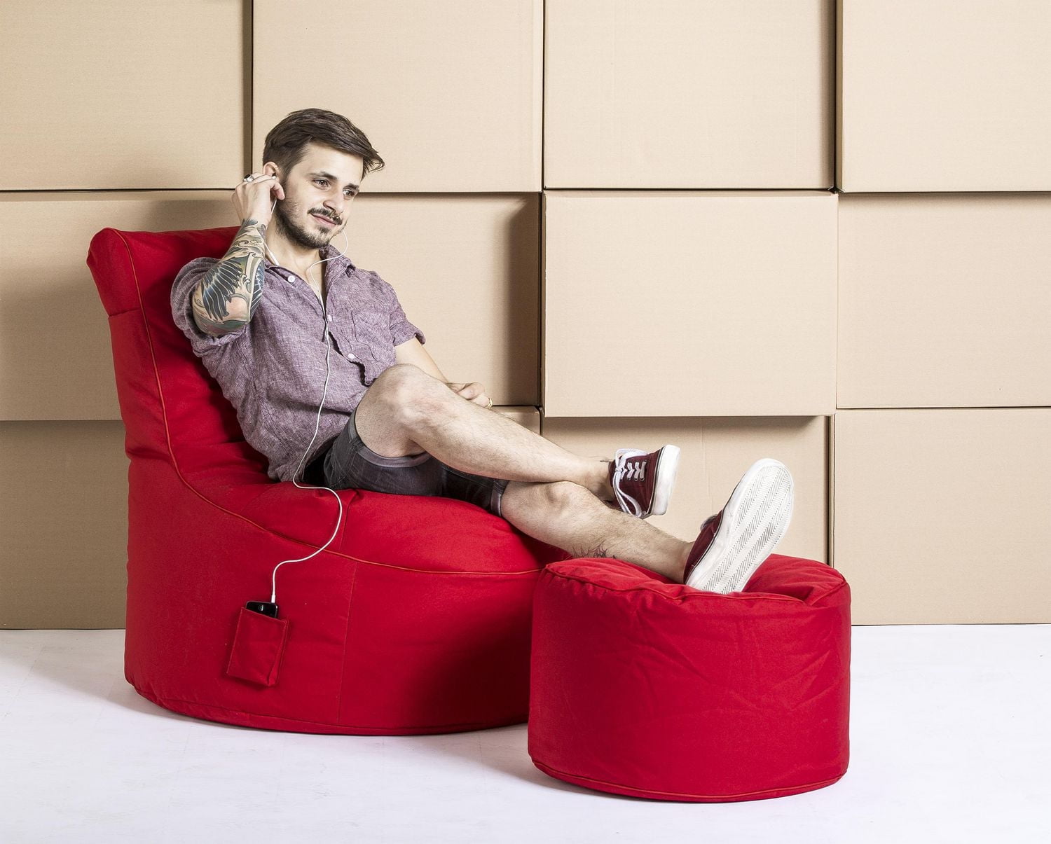 Gouchee Home Dotcom Brava Ottoman Pouf – Tomato Water-Repellent Round Bean Bag Footstool with Polystyrene Beads, Made in Canada, Stylish & Lightweight for Living Room or Bedroom