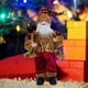 thumbnail image 4 of Bearachild Muñeco de nieve festivo, muñeco de Papá Noel, adorno, decoración, interior, escritorio, estatua, decoración, acento con temática Kits de decoración para fiestas oro rojo 17x30cm, 4 of 6