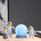 thumbnail image 5 of Estatuilla de astronauta Colco adorno creativo 4 piezas Decoración para hogar colecciones, 5 of 8