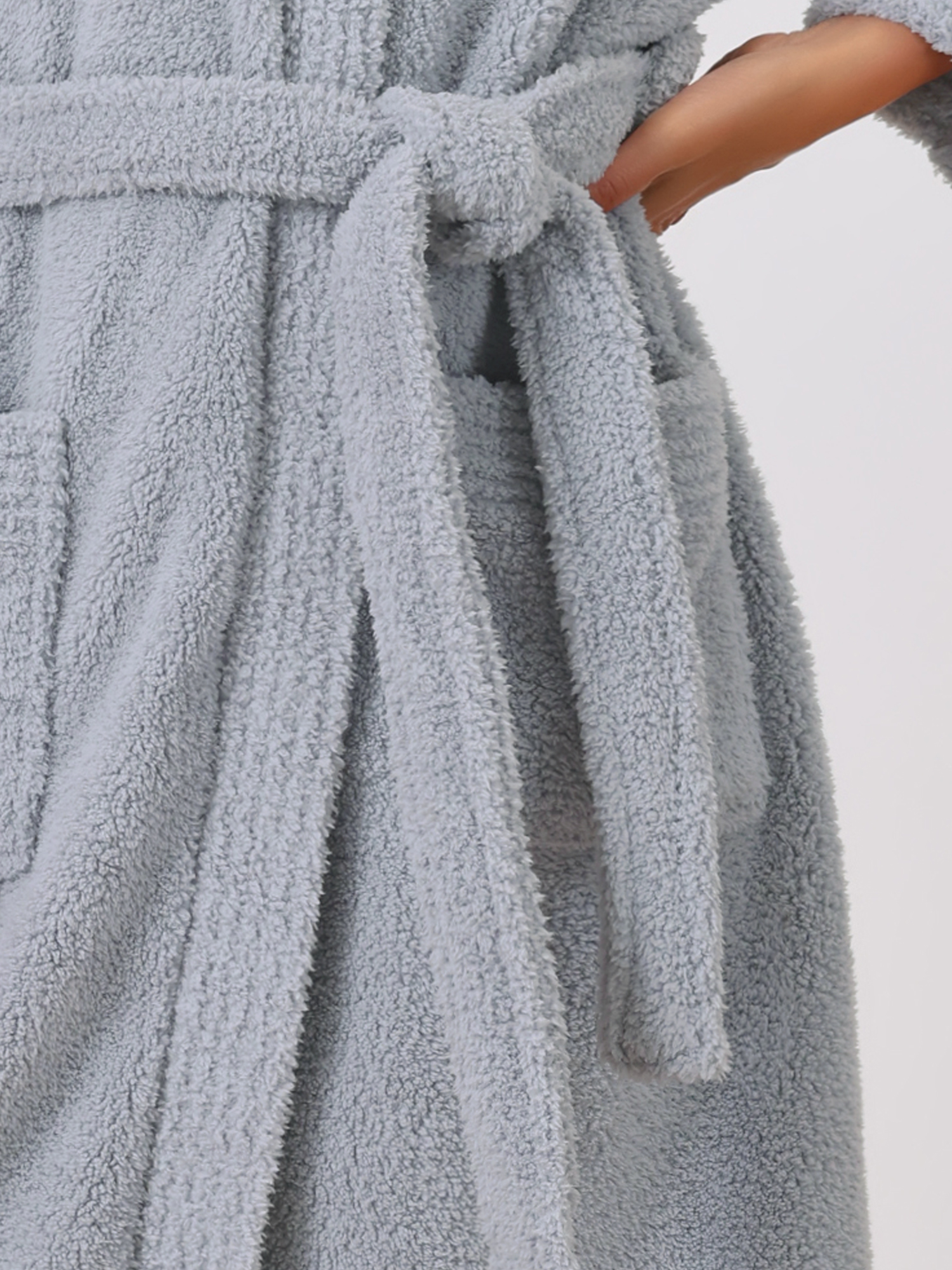 DARING DIVA Fuzzy Fluffy Plush Bathrobe for After Shower Spa Bath L Light Grey
