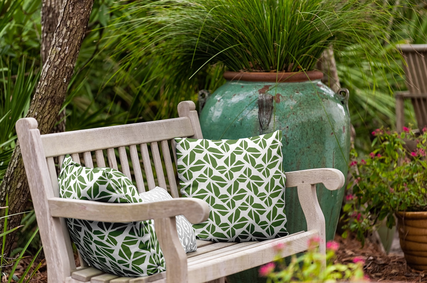20" x 20" Simply Daisy Kaleidoscope Graffiti Polyester Indoor/Outdoor Pillow, Scallion Qty 1