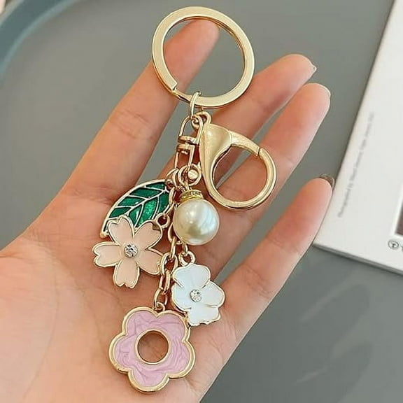 Key Chains for Car Keys, Cute Keychains, Zinc Alloy Rustproof Anti-allergy Flower Keychain for Women for Backpack Purse Handbag Bag Earphone Case Decoration