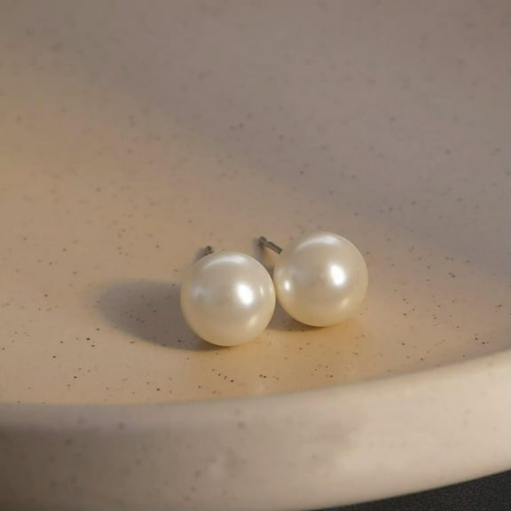 K-KED Natural Shell Pearl Earrings Stud 8mm Japanese White 925 Silver