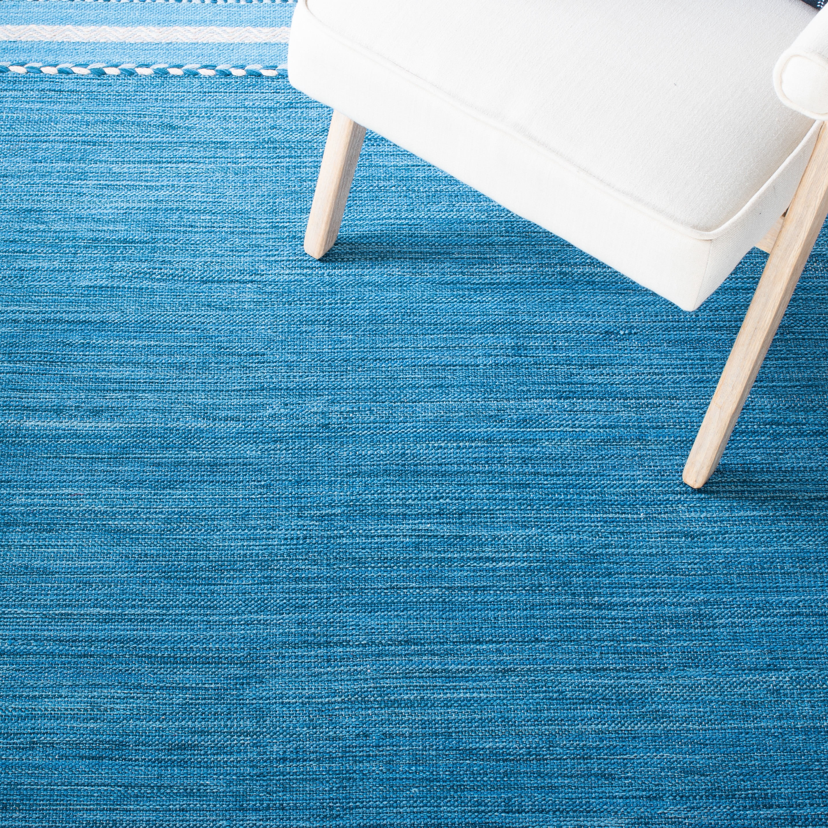 SAFAVIEH Montauk Ben Striped Cotton Area Rug, Blue/Grey, 4' x 6'