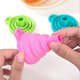 thumbnail image 1 of Juego de embudos de cocina, paquete de 3, pequeños y grandes, accesorios de utensilios de cocina, embudos plegables de silicona para llenar botellas de agua, transferencia de líquidos, grado, 1 of 5