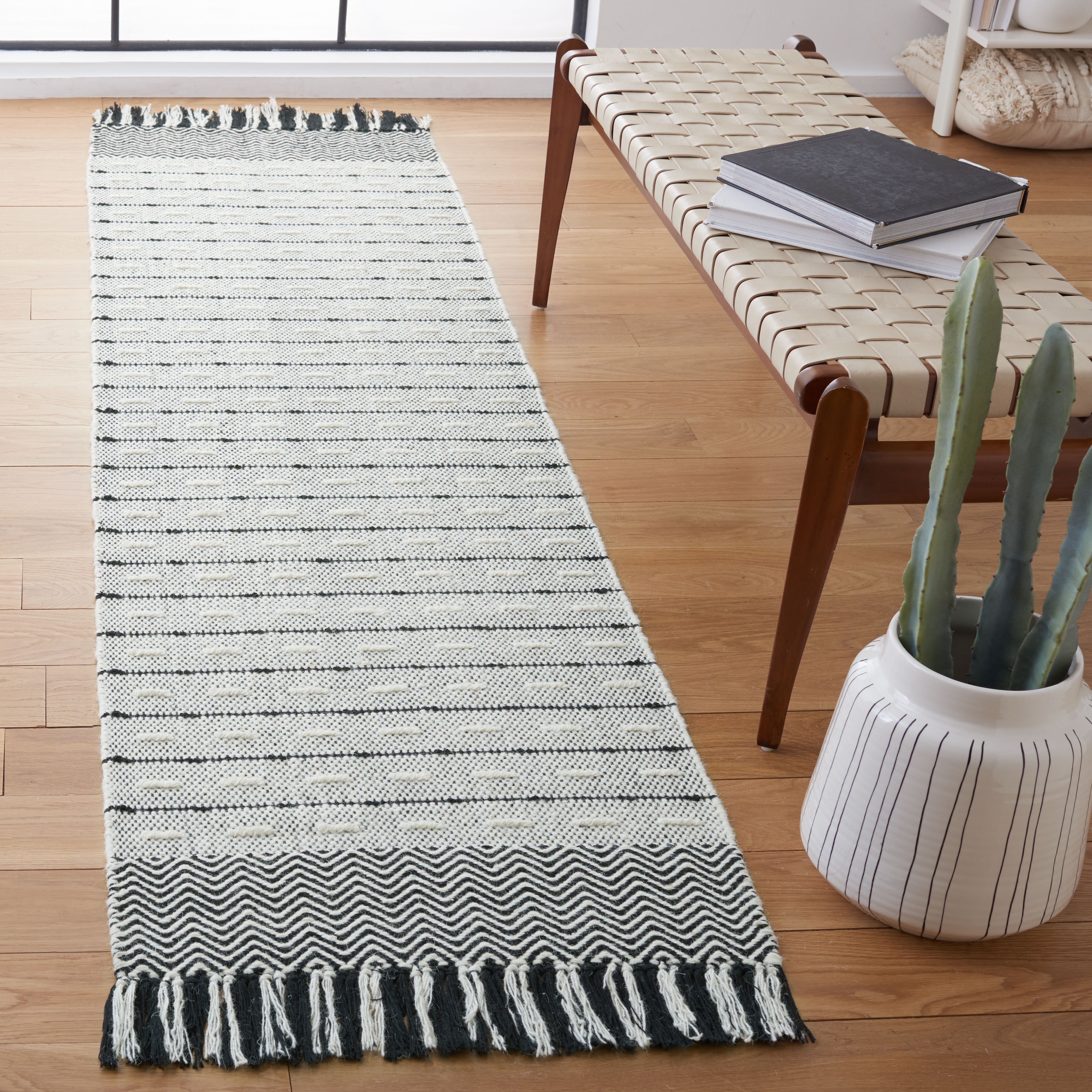 SAFAVIEH Vermont Wynonna Stripe Runner Rug, Ivory/Black, 2'3" x 8'