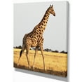 thumbnail image 2 of Girafe Unique en Afrique Marchant - Grande Impression sur Toile Africaine, 2 of 3