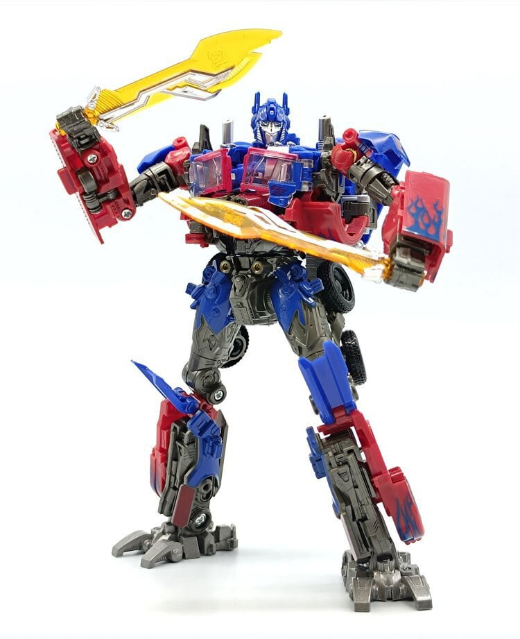 6.7-Inch White Optimus Prime Robot Model (TW-1022)
