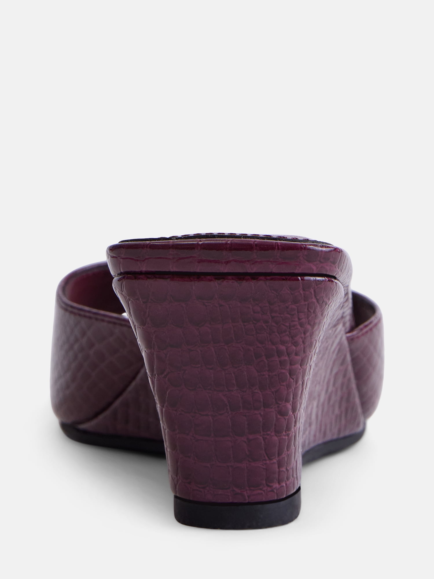 Time and Tru Women's Slip On Wedge Sandals