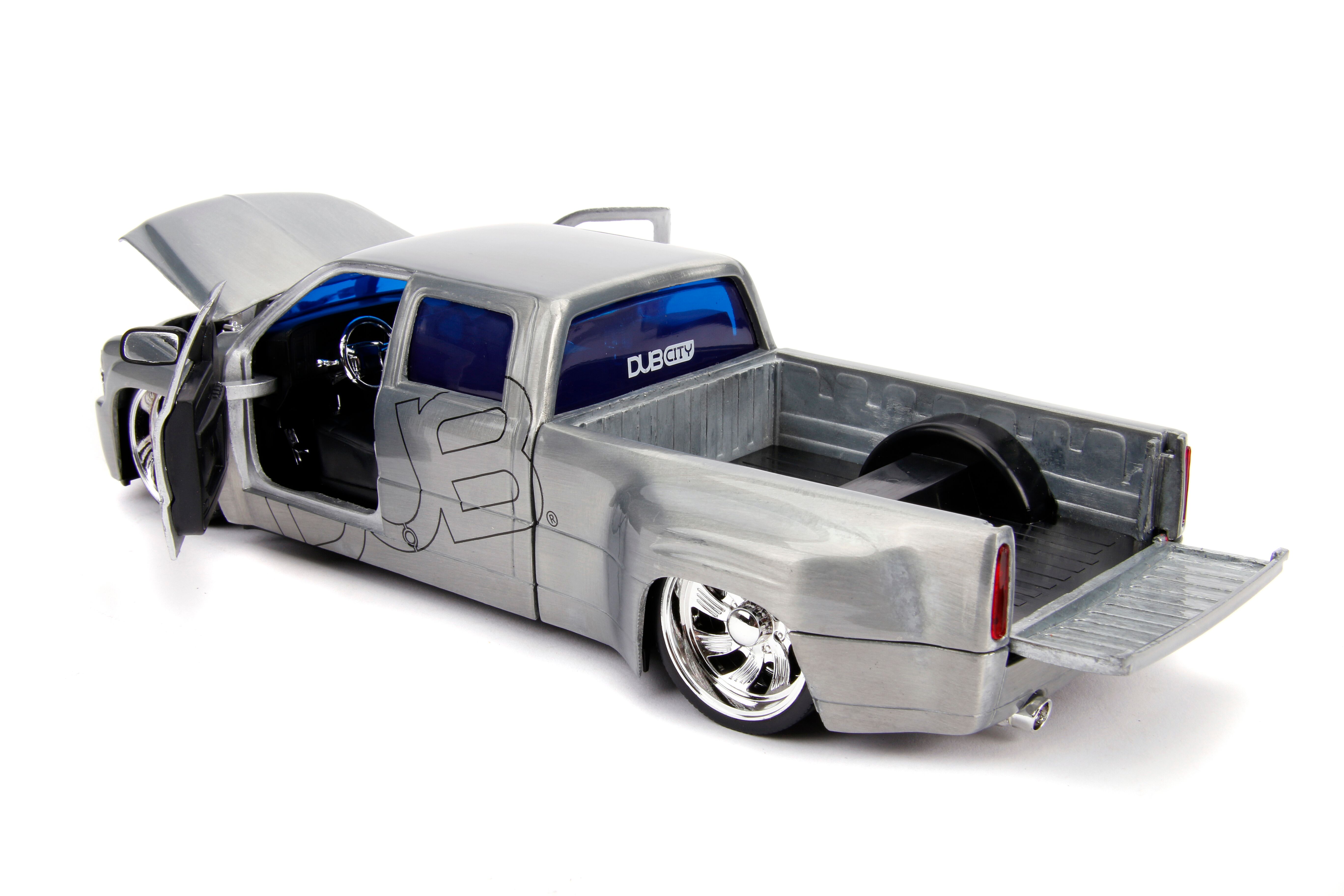 Jada Toys 1:24 Scale 20th Anniv '99 Chevy Silverado Dooley Diecast