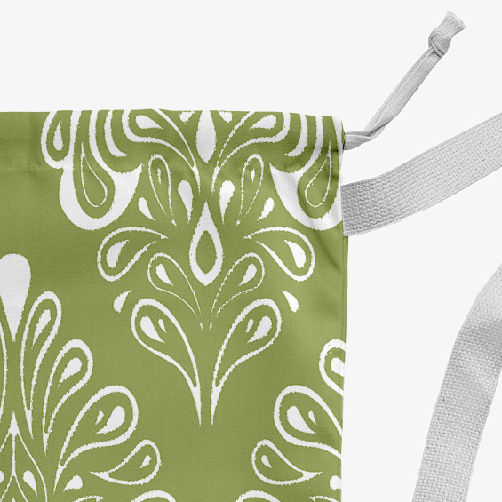 Simply Daisy Veranda 18 x 29 in Green Laundry Bag