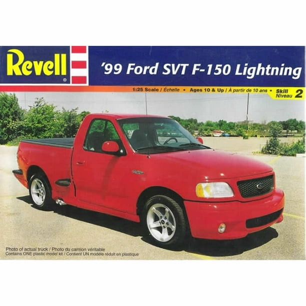 Ford SVT F150 Lightning Pickup 1/25 Scale Plastic Model Kit Revell