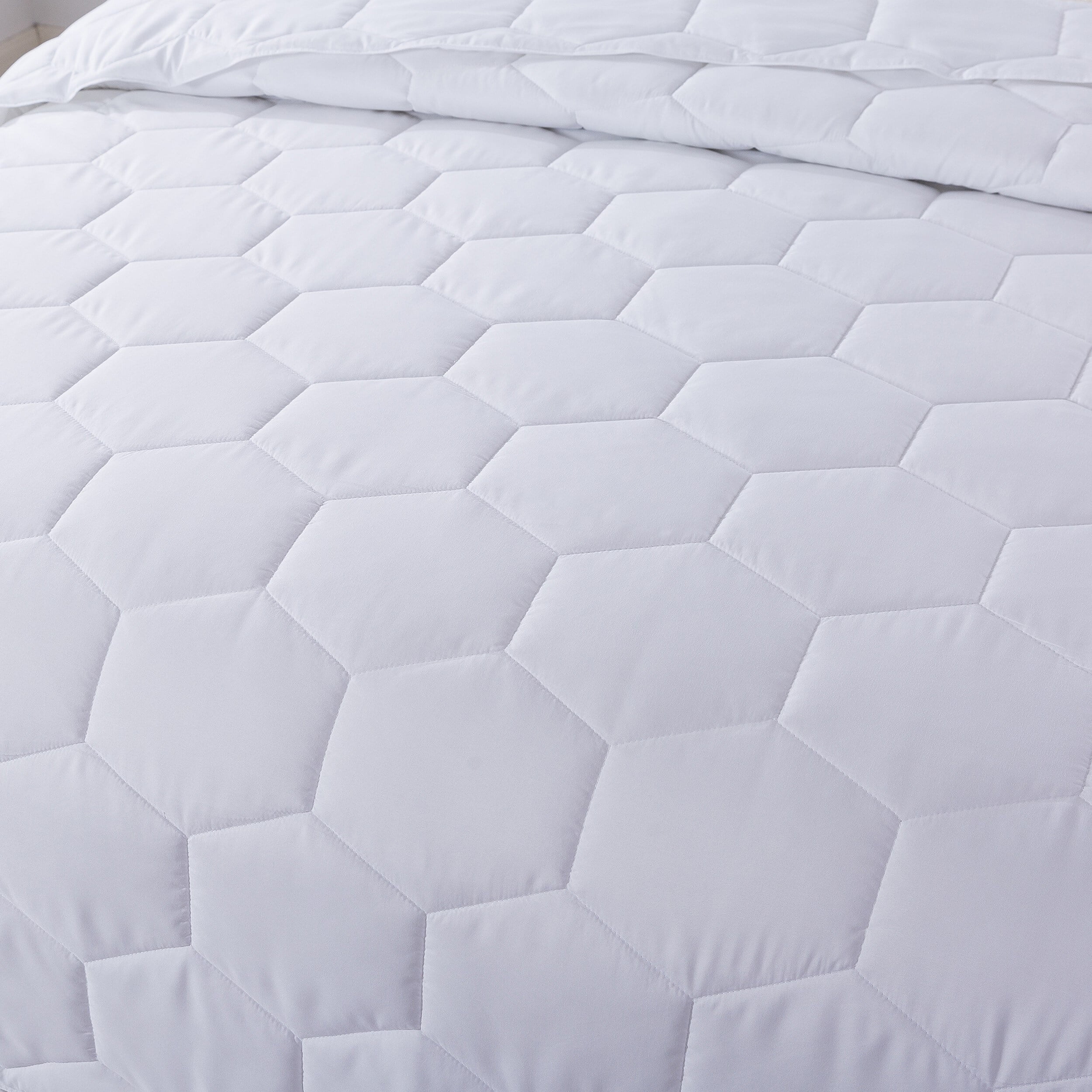 Down Alternative Comforter - Subway Tile&nbsp;- Glacier Grey - Full/Queen