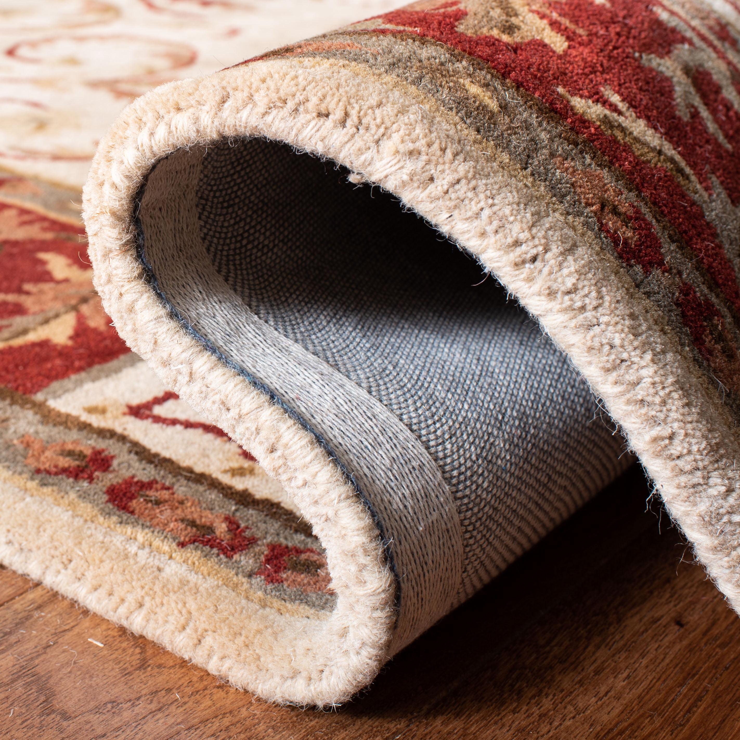 Safavieh Empire Naira Oriental Wool Area Rug, Ivory/Red, 3' x 5'