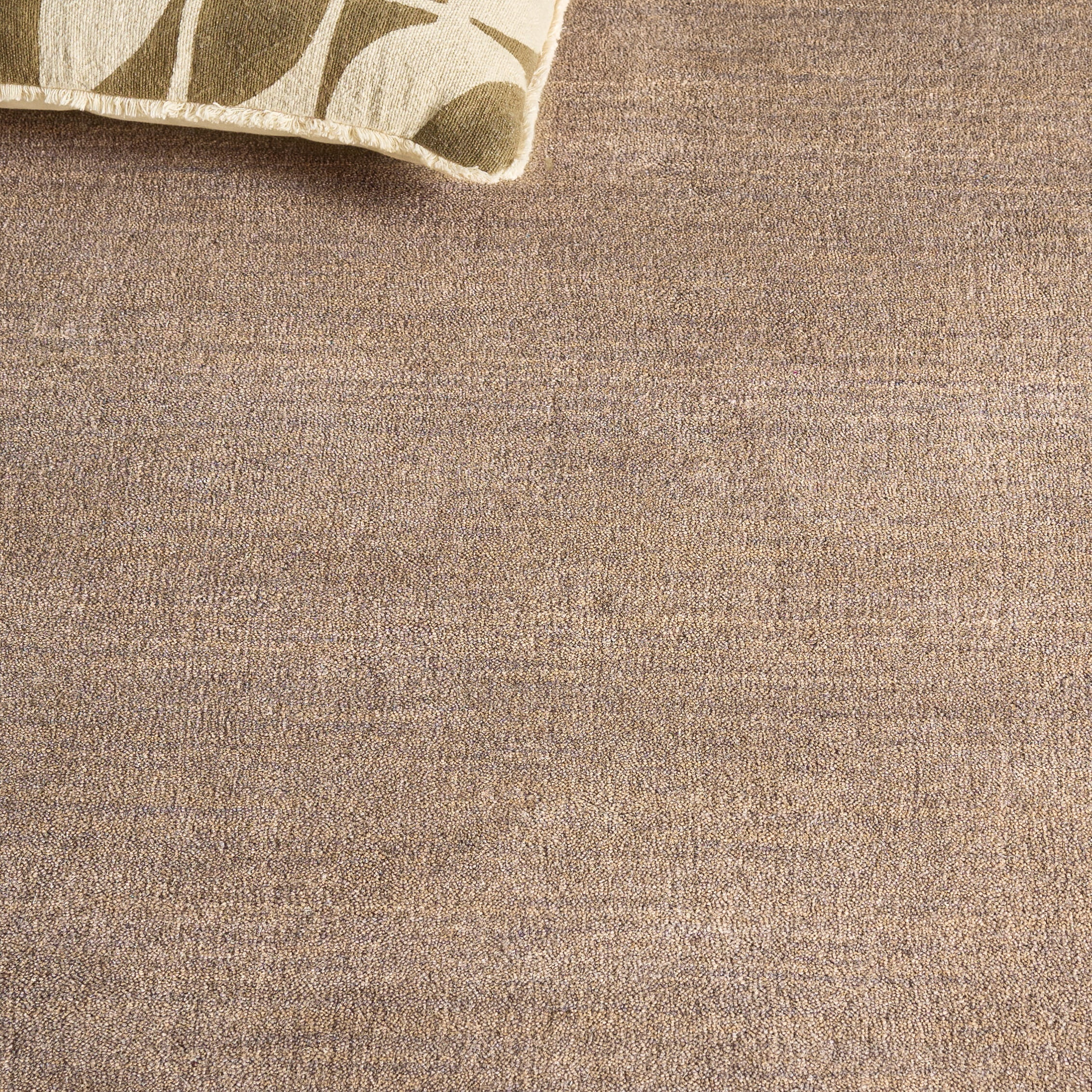 Safavieh Himalaya Cenric Solid Wool Area Rug, Beige/Dark Brown, 8' x 10'