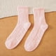 thumbnail image 5 of Qarigey 1 par de calcetines de poliéster para mujer, lavables, reutilizables, elegantes, informales, transpirables, de Color sólido, antideslizantes, Medias Rojo Qarigey AP012065-09, 5 of 6