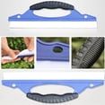 thumbnail image 1 of ADDHAT Glass Wiper Azul Para Auto Con Mango Curvo Y Limpieza Rápida En Y, 1 of 5