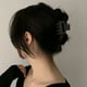 thumbnail image 2 of Ps Pinza para el pelo de gran tamaño para cabello grueso. Accesorios minimalistas para el pelo, duraderos y elegantes, 2 of 7