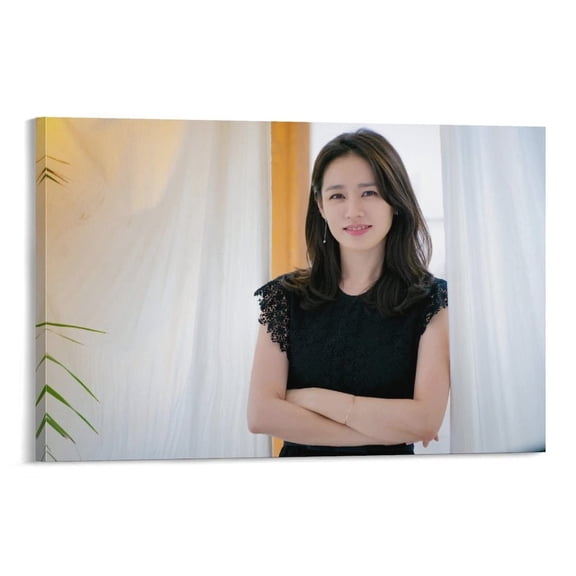 Korean Actress Son Ye Jin Poster Canvas Artwork Prints Rustic Farmhouse Decorations for Living Room Bathroom Bedroom