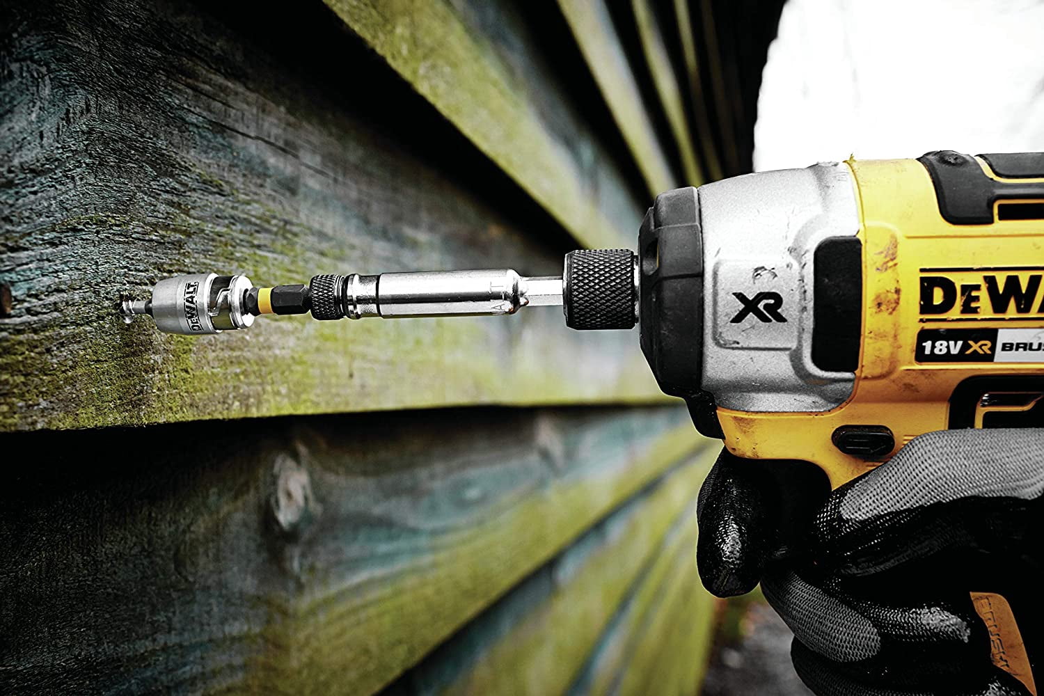 DEWALT - Impact Torsion Bits TX25 x 50mm (x2) and Magnetic Screwlock Sleeve