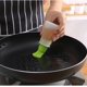 thumbnail image 4 of Cepillo de silicona para barbacoa con recipiente para aceite graduado y botella de cepillo de silicona para barbacoa integrada, 4 of 4