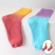 thumbnail image 5 of Calcetines deportivos casuales para mujer Sunnimix Calcetines largos degradados Rojo amarillo, 5 of 8