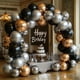 thumbnail image 4 of Globos de látex Bezente con confeti negro y plateado, 60 unidades, 30 cm, 4 of 8