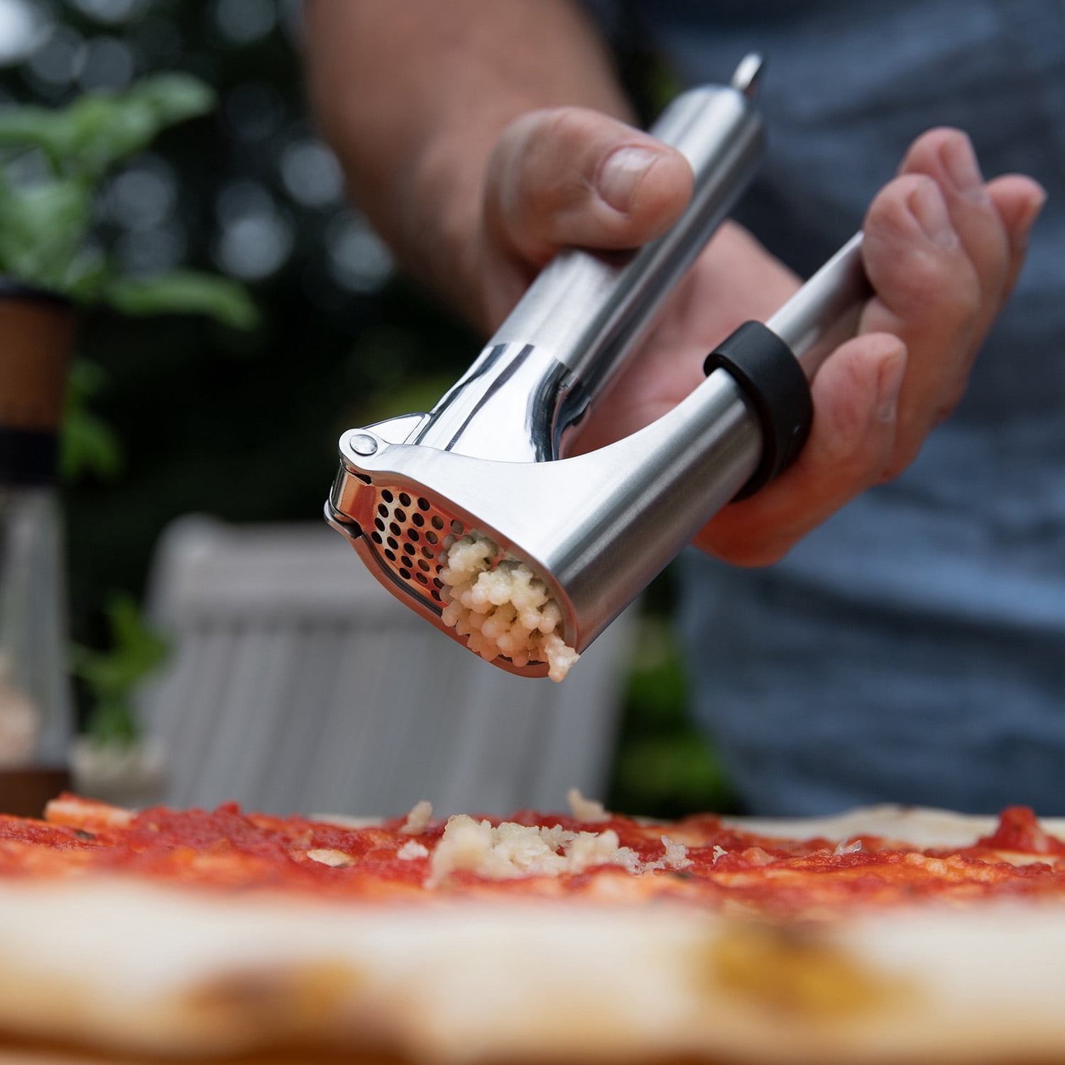 R√∂sle Rosle Stainless Steel Mincing Garlic Press, Premium