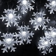 thumbnail image 3 of 100 luces LED solares de Navidad con forma de copo de nieve para exteriores, 39 pies, impermeables, con energía solar, luces de cadena de copo de nieve para árbol de Navidad, vacaciones, fiesta de boda, decoraciones de patio (copo de nieve blanco) Rojo Verde RV1016-0122813FYD, 3 of 5