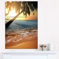 thumbnail image 1 of Beau Coucher de Soleil sur la Plage Tropicale, 1 of 2