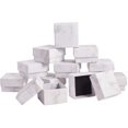 thumbnail image 1 of Paquete de 24 cajas pequeñas cuadradas de cartón kraft para anillos y pendientes, de 1,96 x 1,96 x 1,18 pulgadas, color blanco mármol, ideales para regalo de joyería., 1 of 9