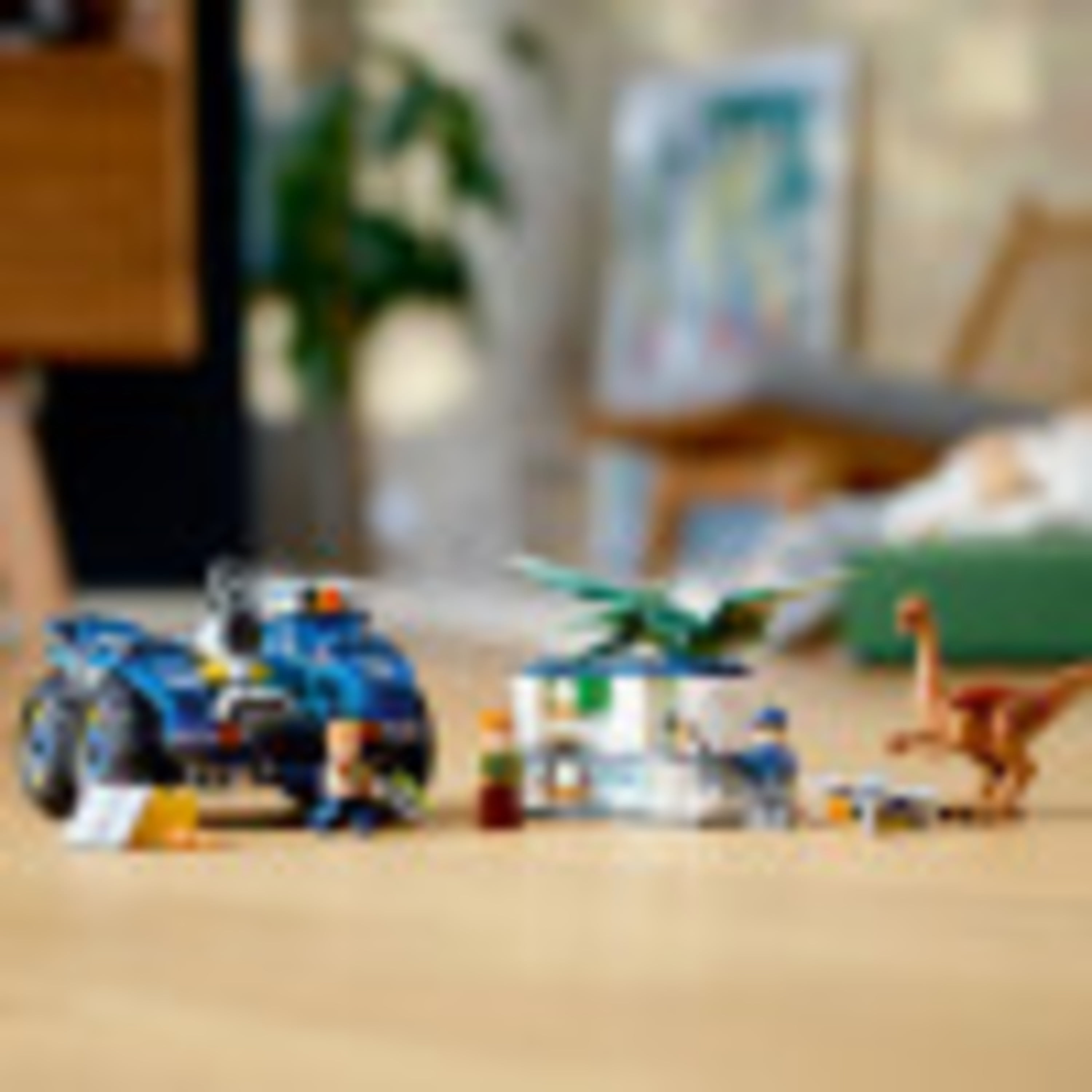 LEGO - Jurassic World - Galliminimus and Pteranodon Breakout