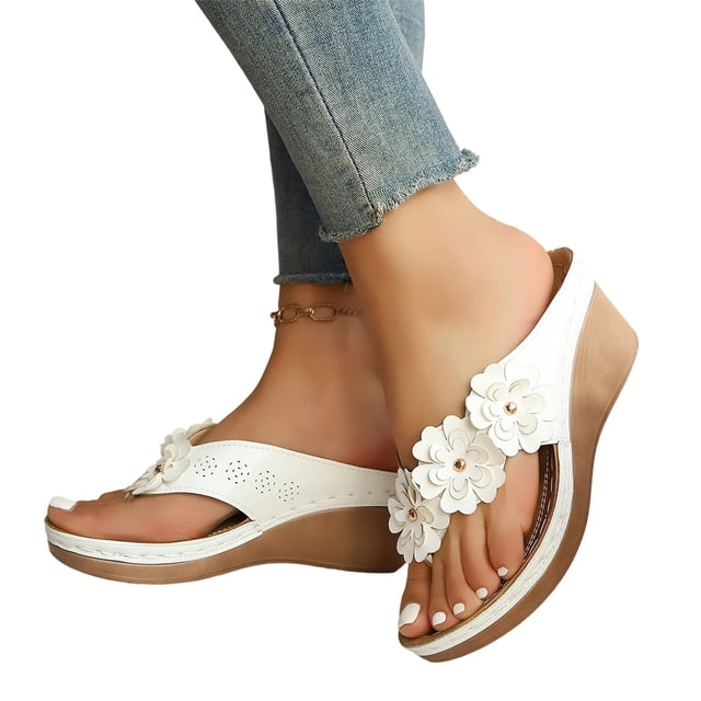 Domuza Sandales de Plage de Plage d'Été pour Femmes à Petit Talon Compensé, Sandales à entre-Doigts, Claquettes Habillées pour Dames, Pantoufle à Plateforme, Chaussures d'Extérieur à Fleurs, Blanc 9 (EU-42)