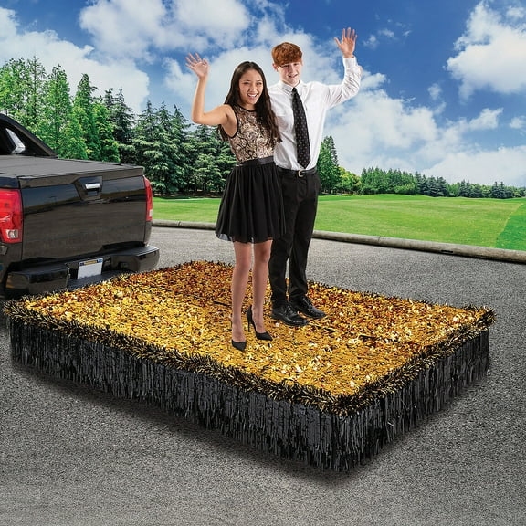 Black & Gold Parade Float Decorating Kit - 8 Pieces