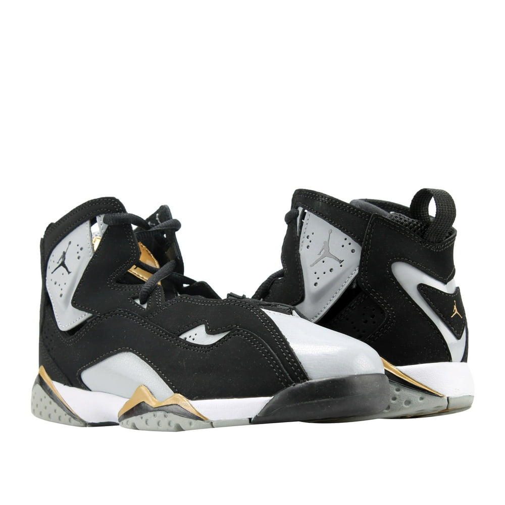 basketball sneakers size 13