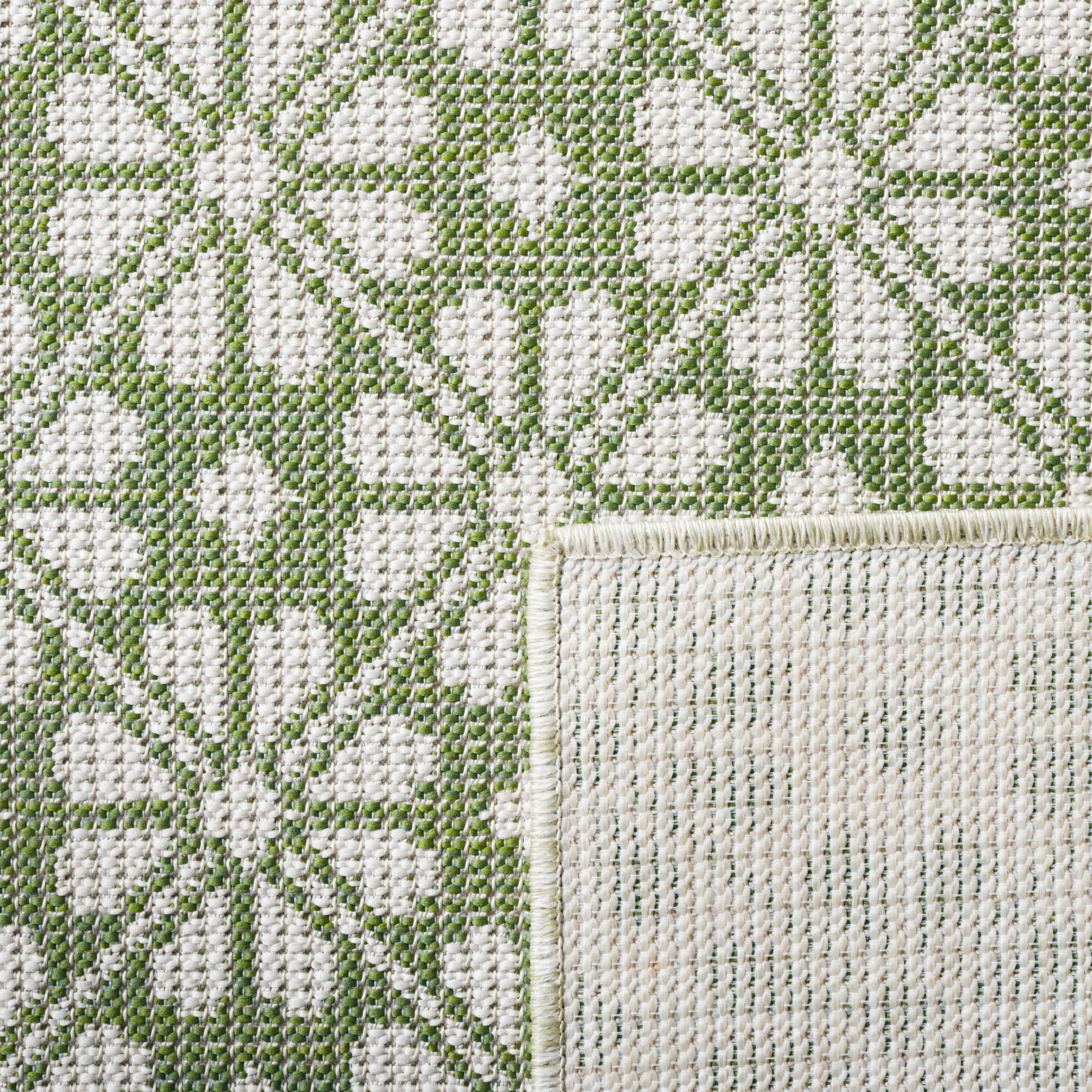 SAFAVIEH Martha Stewart Hampton Diamond Indoor/Outdoor Area Rug, Green/Ivory, 6'5" x 6'5" Square