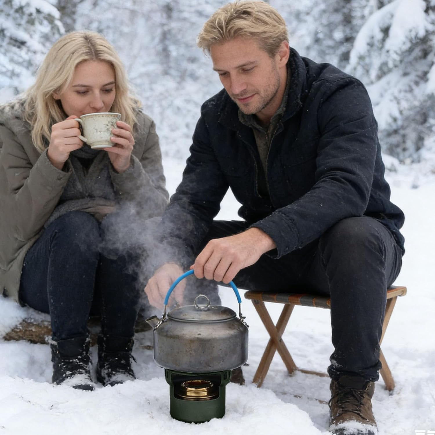 Portable Alcohol Stove for Camping, Double-Layer Mini Alcohol Burner with Stands Brackets & Storage Bag, Compact Outdoor Camping Stove for Backpacking Hiking Picnic Emergency Daily Use (Gold)(Q)