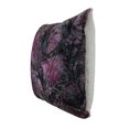 thumbnail image 2 of True Timber Coussin en Microfibre Sherpa Motif Camouflage Rose MC2 18 Pouces, 2 of 3
