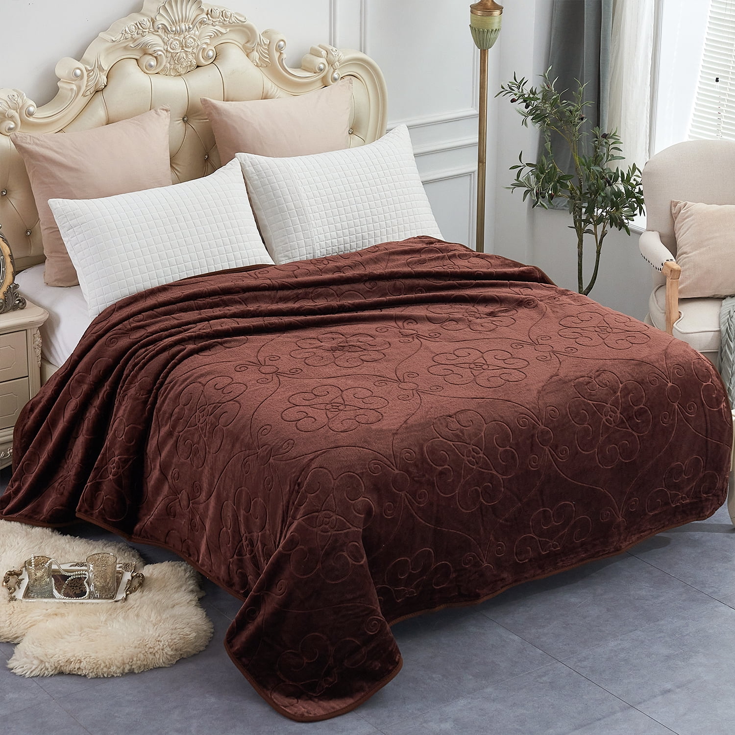NC Contemporary Brown Printed Polyester Reversible Bed Blanket Queen