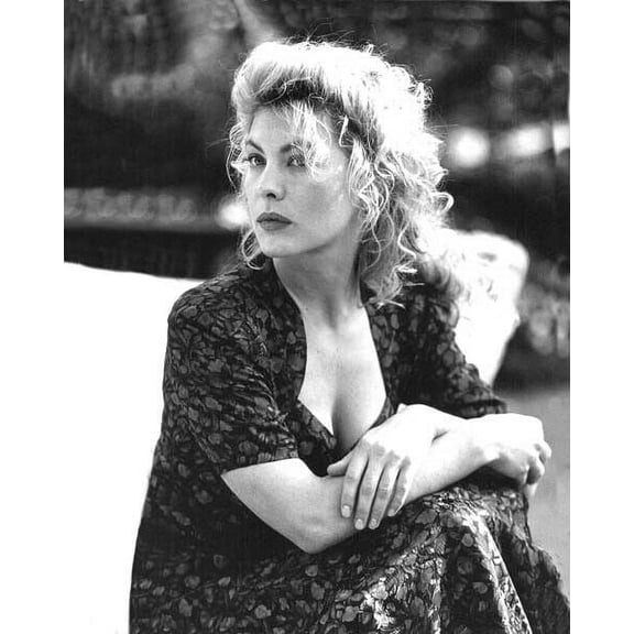 Deborah Unger 1992 portrait showing cleavage Whispers in the Dark 8x10 photo