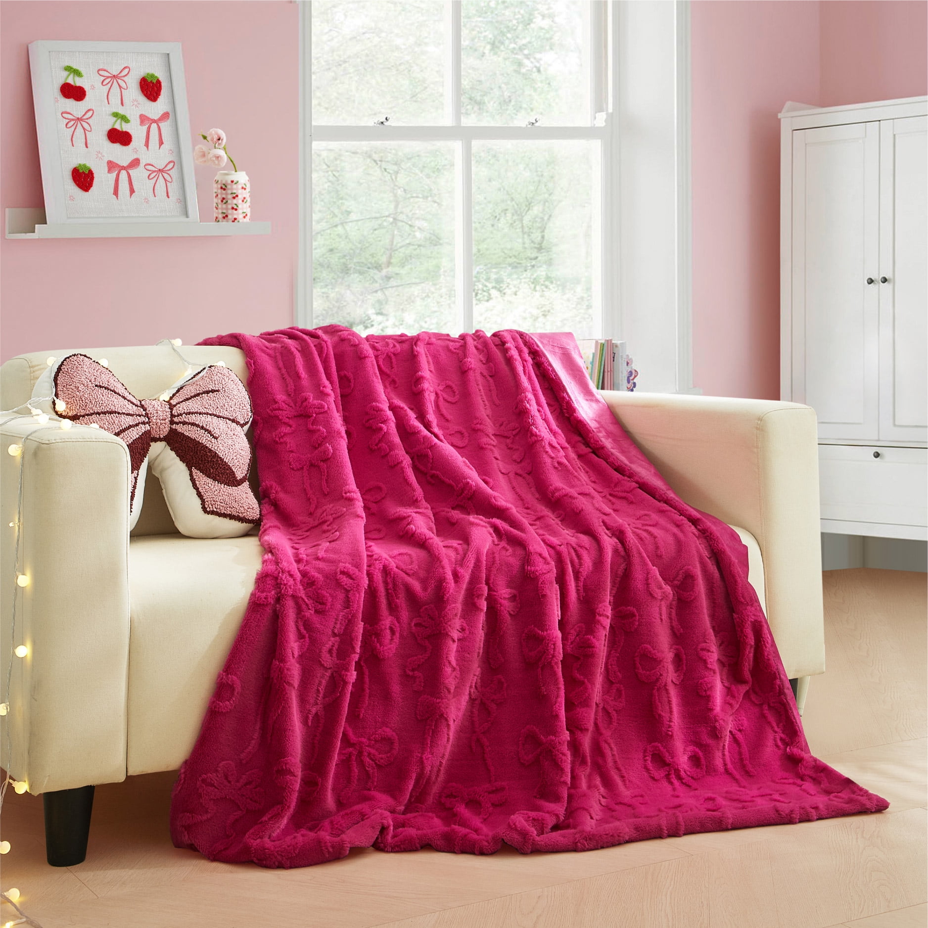 Mainstays Gen Z 50 x 60Carved Bow Faux Fur Throw