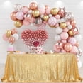 thumbnail image 1 of Mantel PartyDelight con lentejuelas doradas, 127 x 203 cm, rectangular, 1 of 8