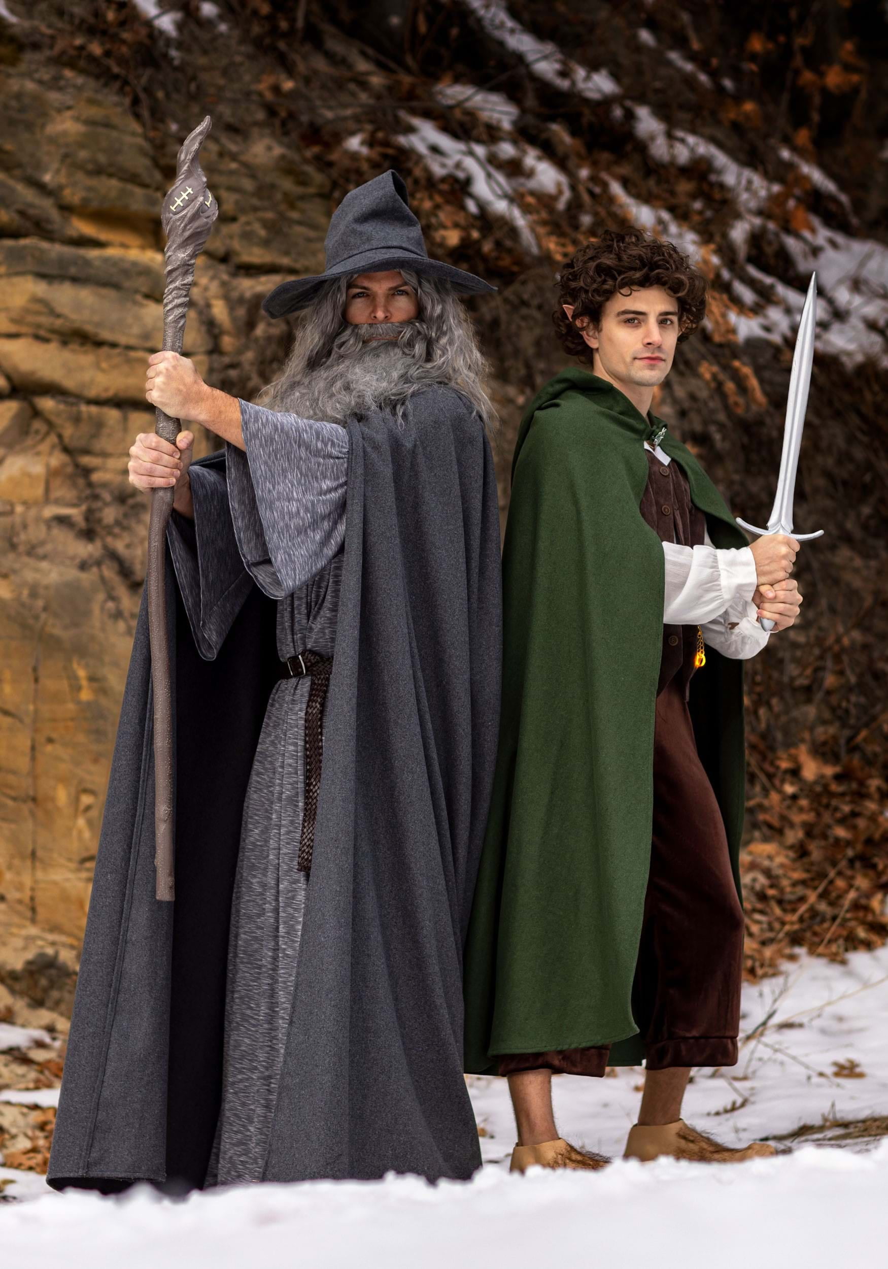 Amazon.com: FUN Costumes Plus Size Lord of the Rings Gandalf, for Men, LOTR  Dress-Up Robe for Wizard Cosplay, Fantasy & Halloween 2X : Clothing, Shoes  & Jewelry